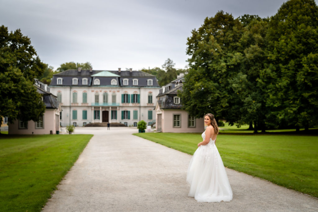 florian holl - hochzeitsfotograf Hochzeitsfotograf fotograf heiraten brautpaar kassel baunatal schloss Wilhemsthal calden 0004
