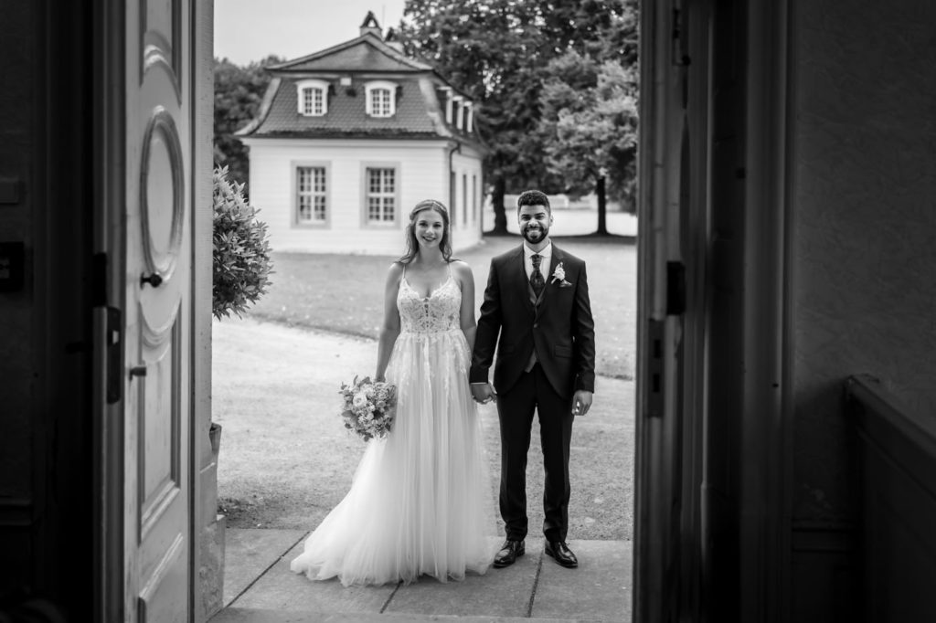 florian holl - hochzeitsfotograf Hochzeitsfotograf fotograf heiraten brautpaar kassel baunatal schloss Wilhemsthal calden 0031