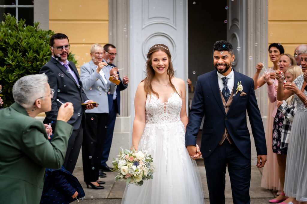 florian holl - hochzeitsfotograf Hochzeitsfotograf fotograf heiraten brautpaar kassel baunatal schloss Wilhemsthal calden 0038
