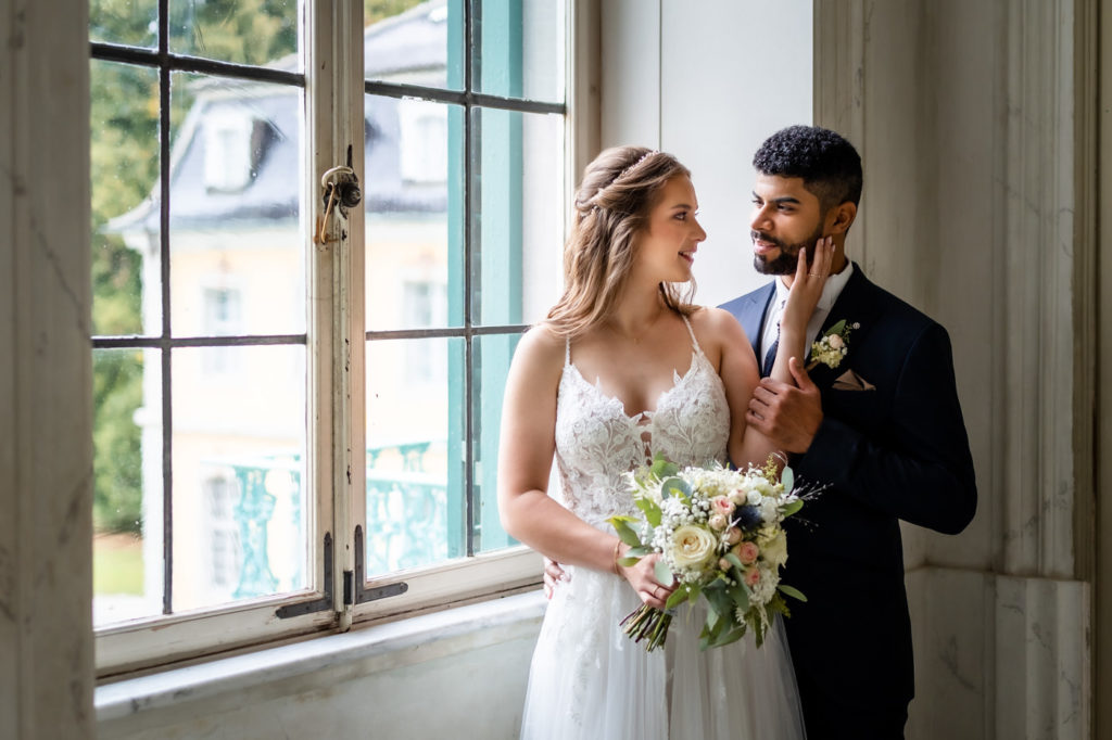 florian holl - hochzeitsfotograf Hochzeitsfotograf fotograf heiraten brautpaar kassel baunatal schloss Wilhemsthal calden 0062
