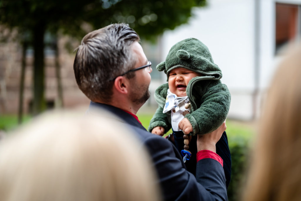 florian holl - hochzeitsfotograf Hochzeitsfotograf fotograf heiraten brautpaar kassel baunatal schloss Wilhemsthal calden 0090