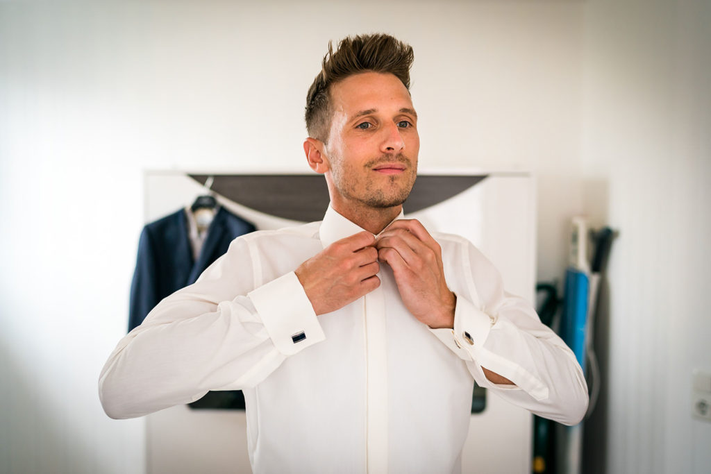 florian holl - hochzeitsfotograf florian holl hochzeitsfotograf fotograf hochzeit hochzeitspaar brautpaar heiraten goettingen kassel baunatal loewenhof Lohfelden 23