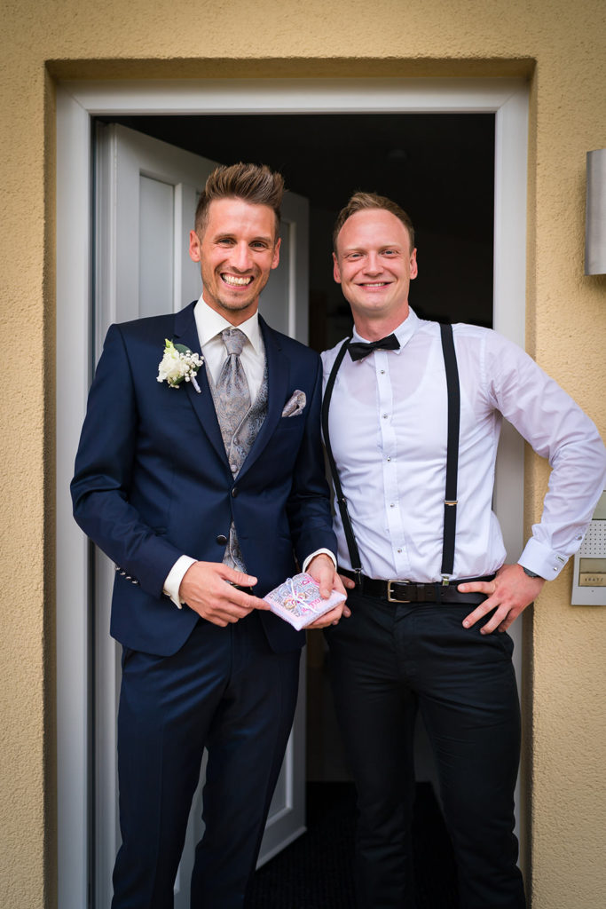 florian holl - hochzeitsfotograf florian holl hochzeitsfotograf fotograf hochzeit hochzeitspaar brautpaar heiraten goettingen kassel baunatal loewenhof Lohfelden 28