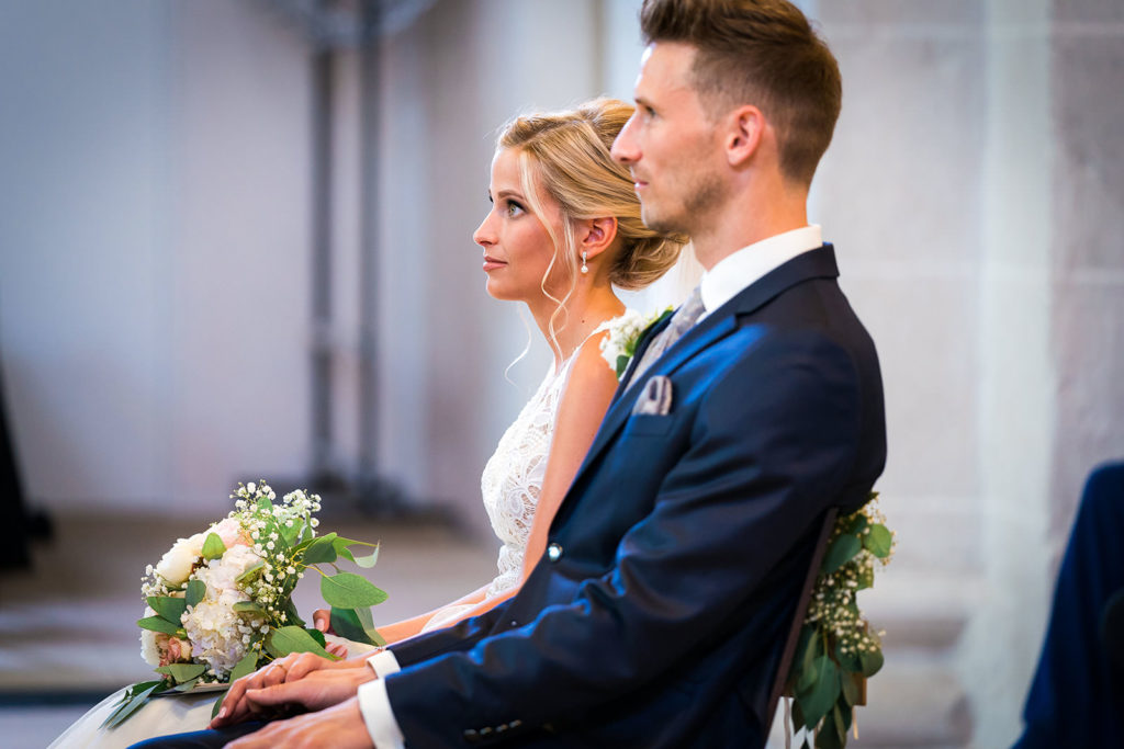 florian holl - hochzeitsfotograf florian holl hochzeitsfotograf fotograf hochzeit hochzeitspaar brautpaar heiraten goettingen kassel baunatal loewenhof Lohfelden 37