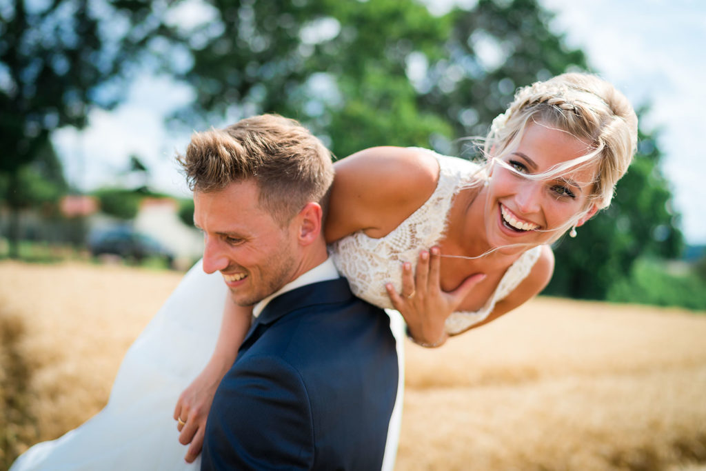 florian holl - hochzeitsfotograf florian holl hochzeitsfotograf fotograf hochzeit hochzeitspaar brautpaar heiraten goettingen kassel baunatal loewenhof Lohfelden 52