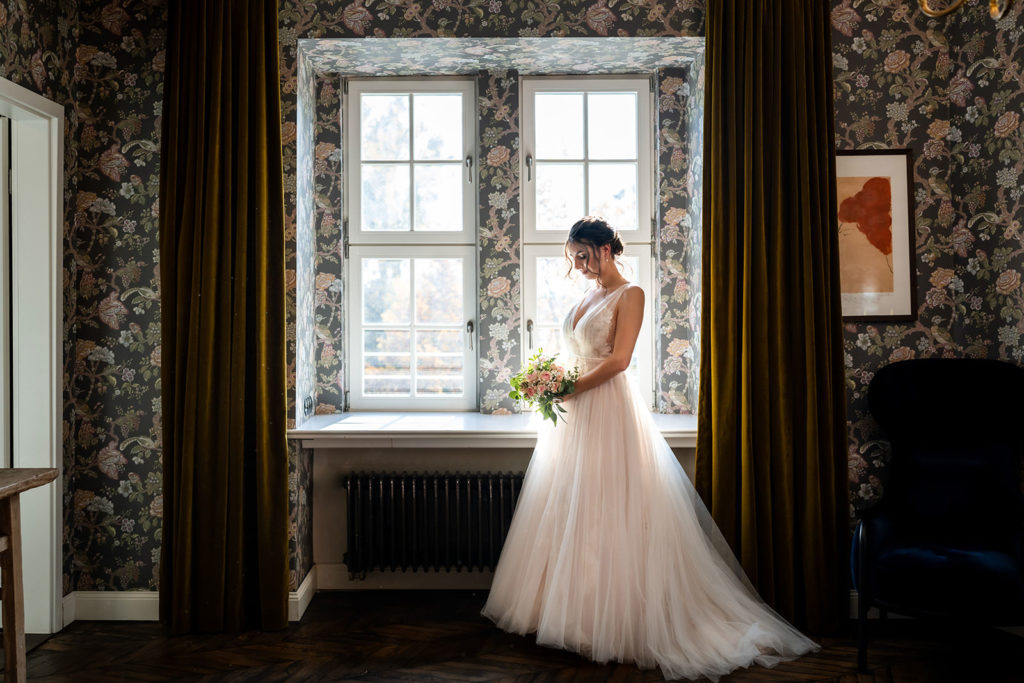 florian holl - hochzeitsfotograf florian holl kirche renthof location fotograf Hochzeit standesamt verlobung hochzeitspaar brautpaar heiraten goettingen kassel baunatal 16