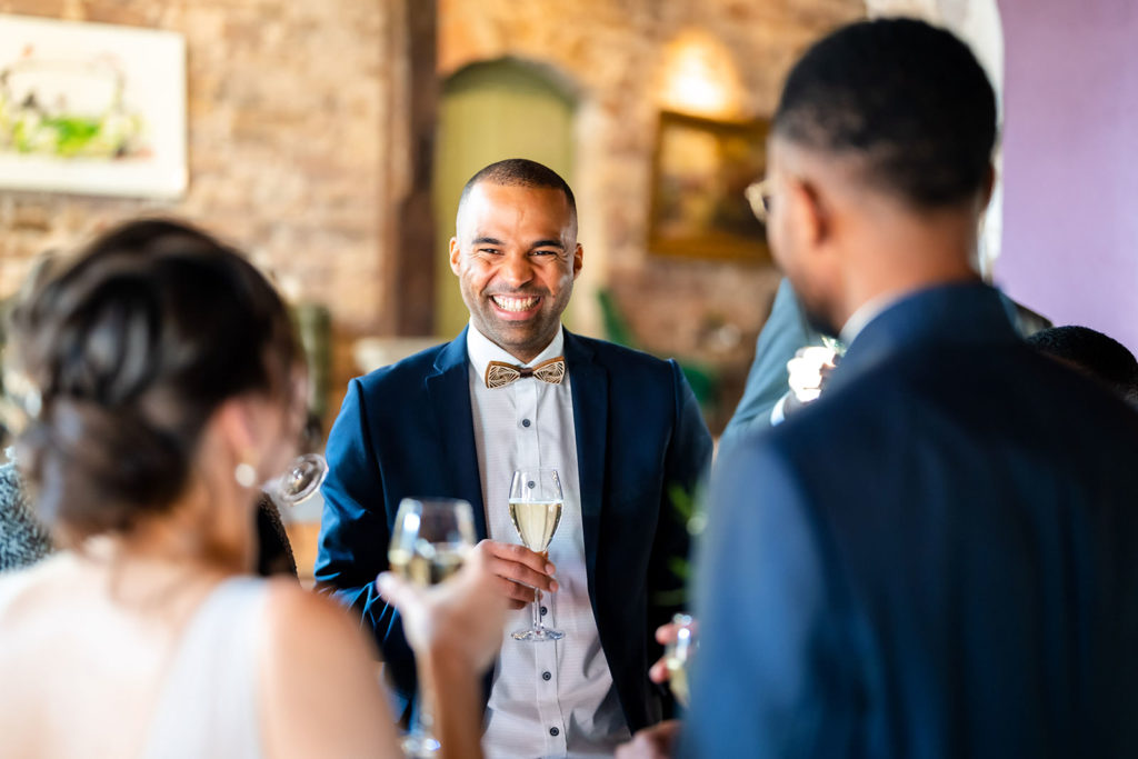 florian holl - hochzeitsfotograf florian holl kirche renthof location fotograf Hochzeit standesamt verlobung hochzeitspaar brautpaar heiraten goettingen kassel baunatal 31